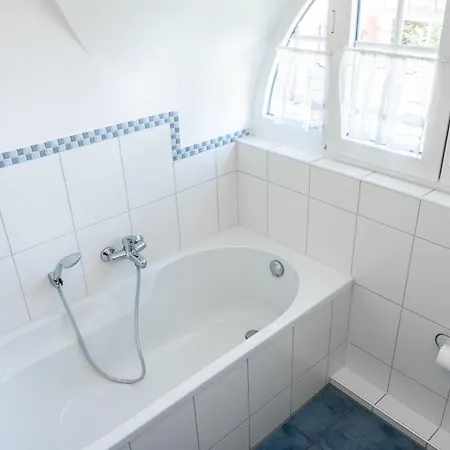 B 3 Reethaus Albatros *